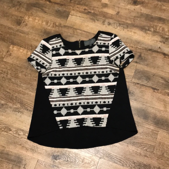 Anthro Sunday in Brooklyn Geo Embroidered Boho Top - Picture 2 of 6